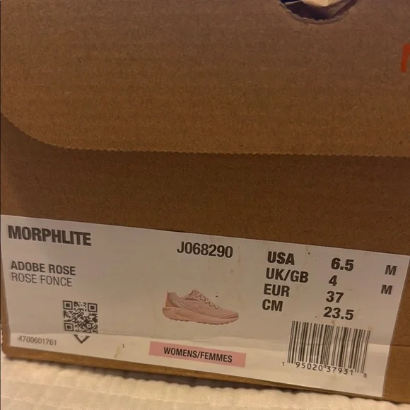 Merrell Women's Rose Athletic Shoes. New never worn! - Picture 4 of 4